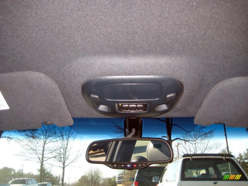 2002 DeVille Sedan - Blue Onyx Metallic / Dark Gray photo #14