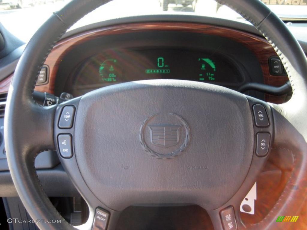 2002 DeVille Sedan - Blue Onyx Metallic / Dark Gray photo #16