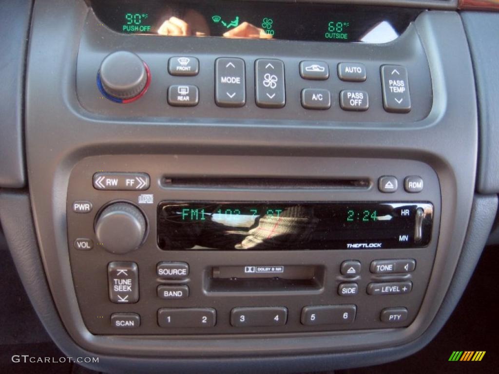 2002 DeVille Sedan - Blue Onyx Metallic / Dark Gray photo #17