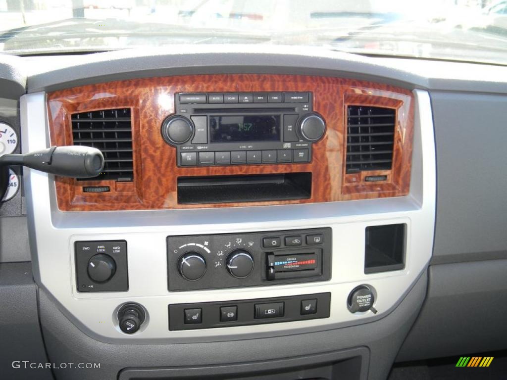 2007 Dodge Ram 2500 Laramie Mega Cab 4x4 Controls Photo #45957470