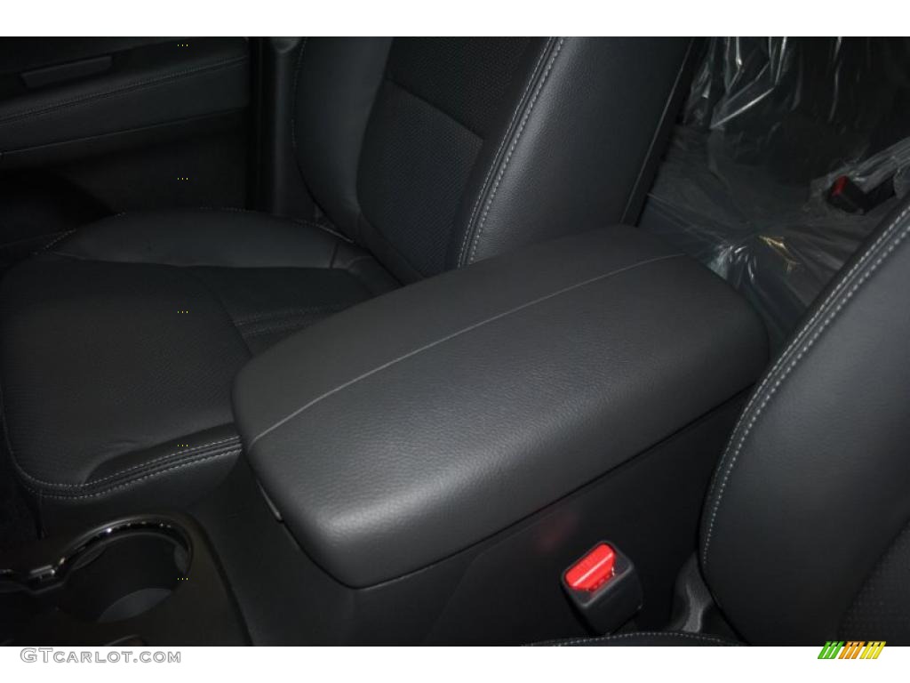 2011 Sorento SX V6 - Dark Cherry / Black photo #42