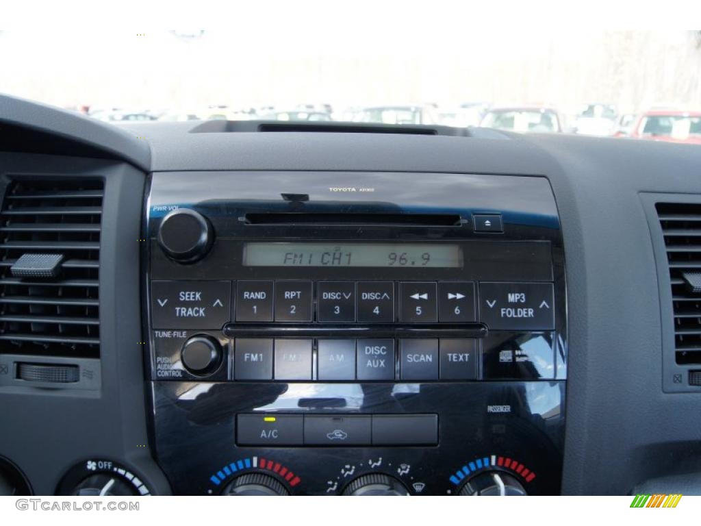 2009 Tundra Double Cab - Super White / Graphite Gray photo #32