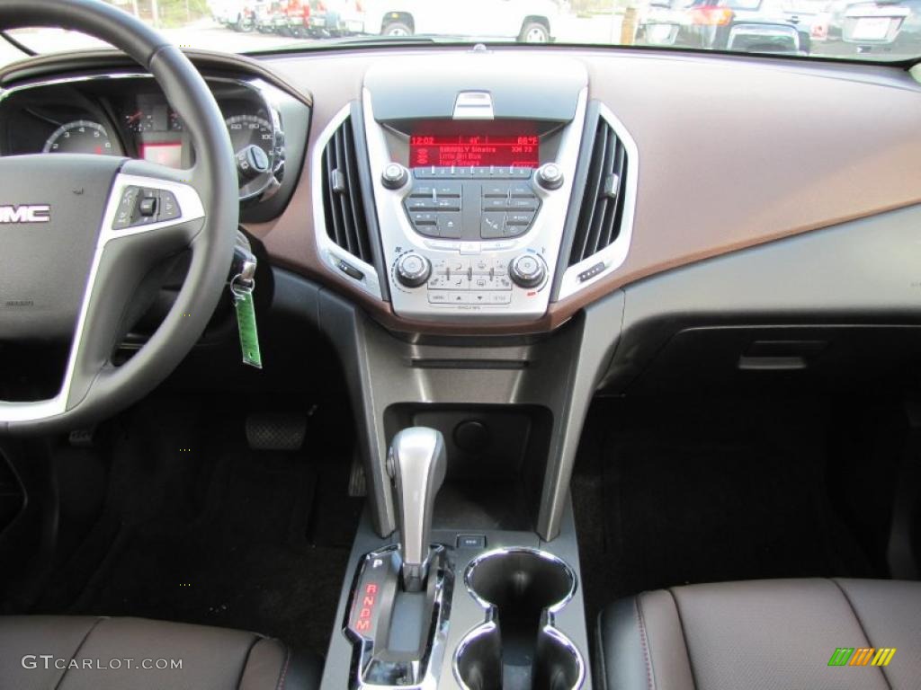 2011 GMC Terrain SLT Brownstone Dashboard Photo #45962792
