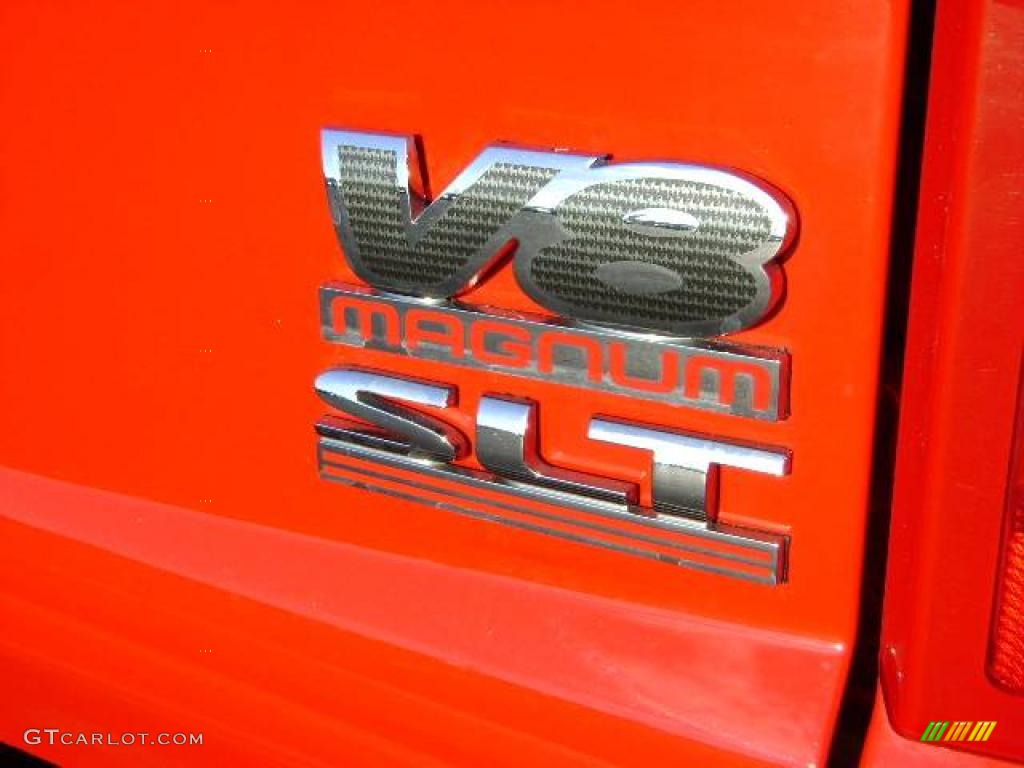 2006 Dakota SLT Quad Cab - Flame Red / Medium Slate Gray photo #9