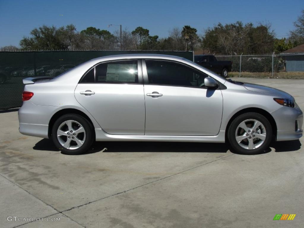 Classic Silver Metallic 2011 Toyota Corolla S Exterior Photo #45964052
