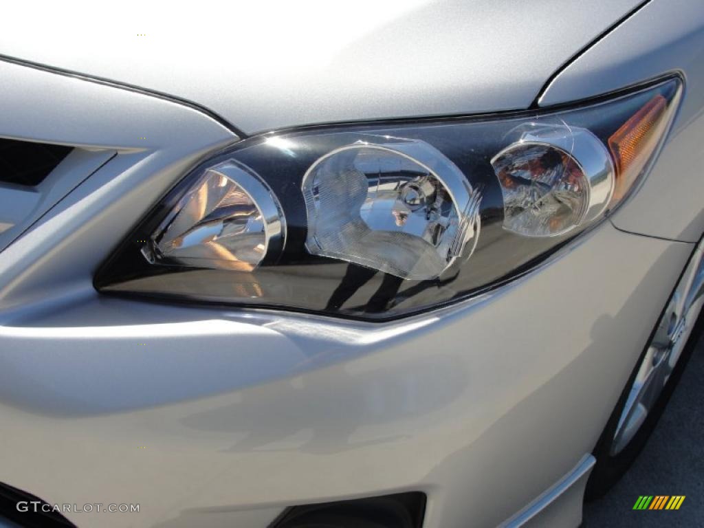 Classic Silver Metallic 2011 Toyota Corolla S Exterior Photo #45964286