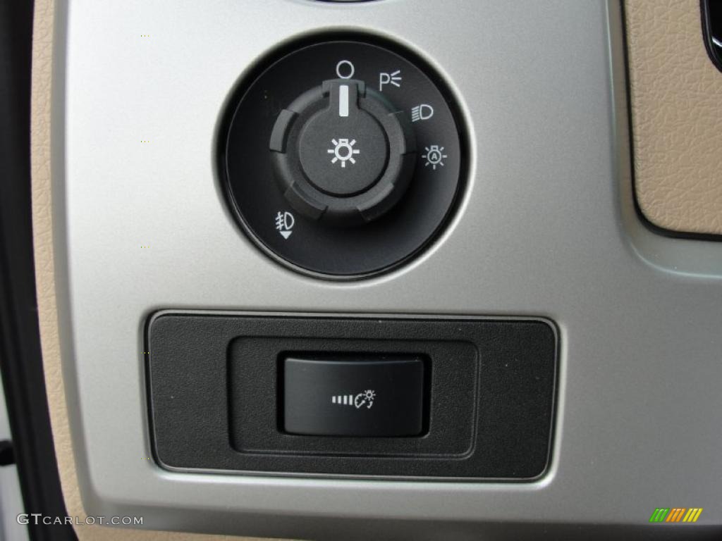 2011 Ford F150 Lariat SuperCrew 4x4 Controls Photo #45964601
