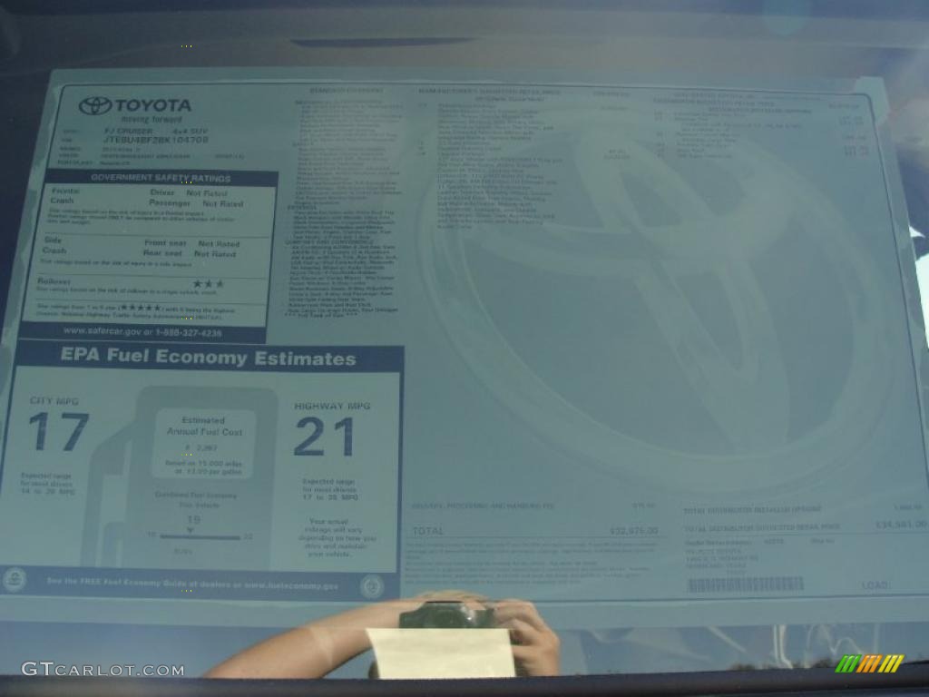 2011 Toyota FJ Cruiser 4WD Window Sticker Photo #45964682
