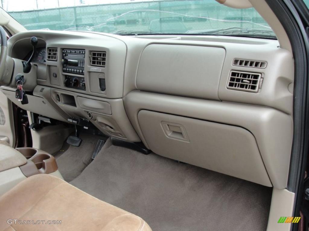 2004 F350 Super Duty King Ranch Crew Cab - Chestnut Brown Metallic / Castano Brown Leather photo #25