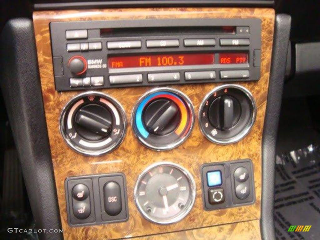 2000 BMW Z3 2.3 Roadster Controls Photo #45968084