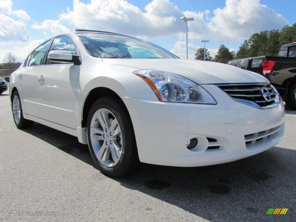 Winter Frost White 2011 Nissan Altima 3.5 SR Exterior Photo #45968993