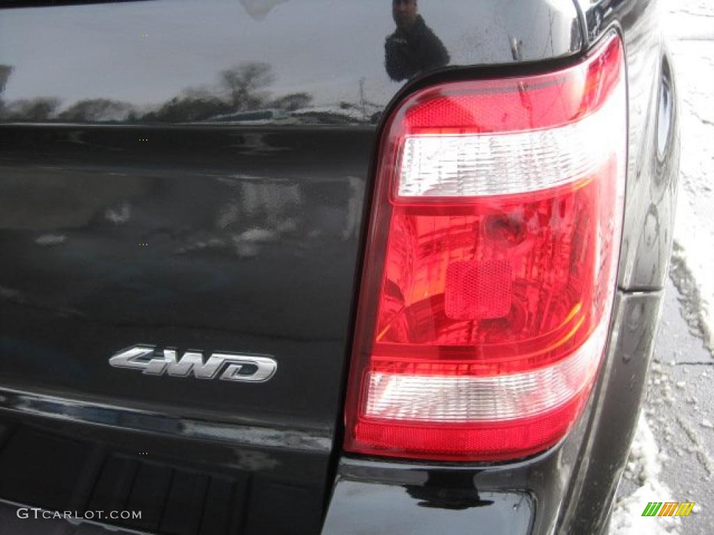 2009 Escape XLT V6 4WD - Black / Charcoal photo #18