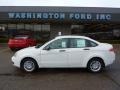 White Suede - Focus SE Sedan Photo No. 1