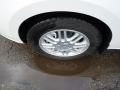 White Suede - Focus SE Sedan Photo No. 9