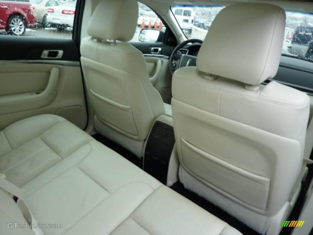 Cashmere/Fine Line Ebony Interior 2010 Lincoln MKS FWD Photo #45972377