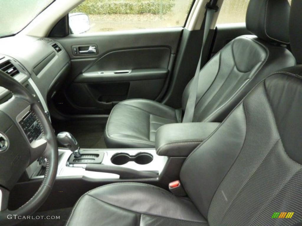 Dark Charcoal Interior 2010 Mercury Milan I4 Premier Photo #45972542