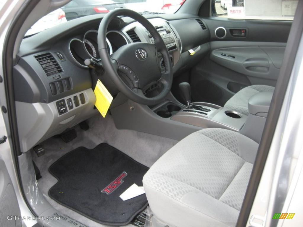 2011 Tacoma PreRunner Double Cab - Silver Streak Mica / Graphite Gray photo #11