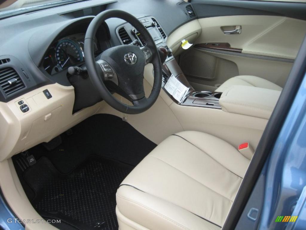 Ivory Interior 2011 Toyota Venza I4 Photo #45974567
