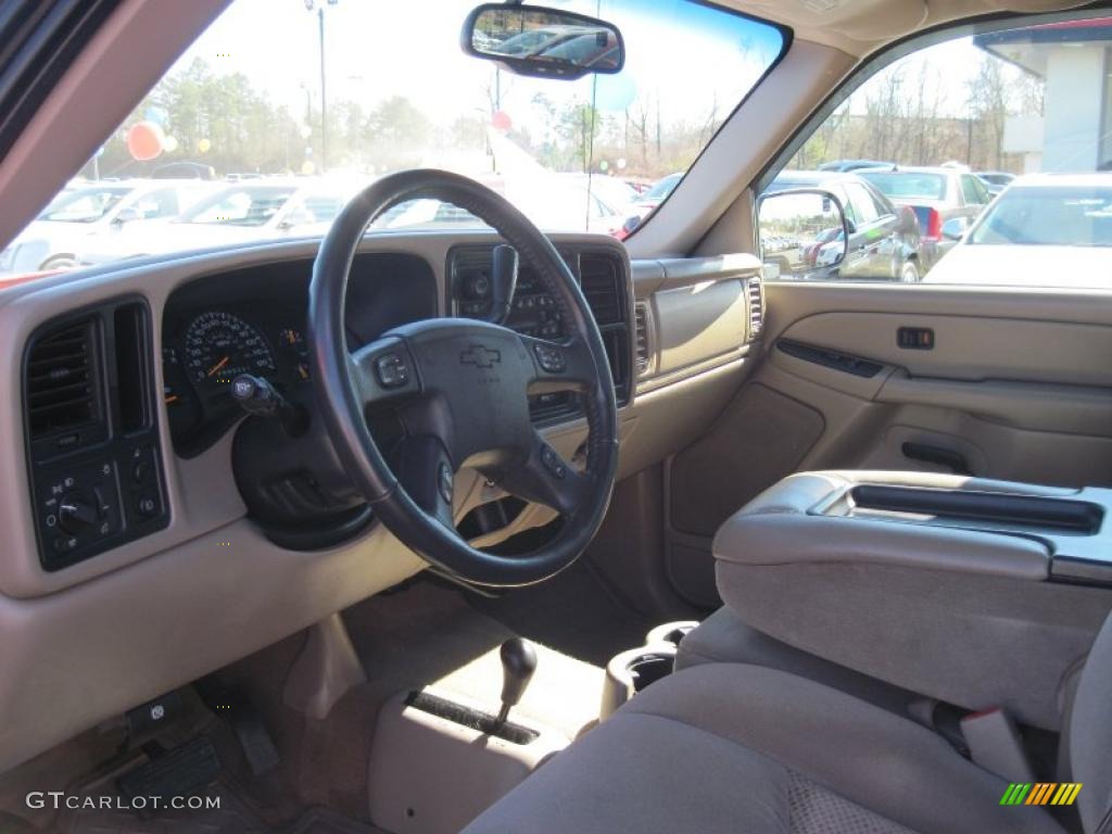 Tan Interior 2006 Chevrolet Silverado 1500 Z71 Regular Cab 4x4 Photo #45975305