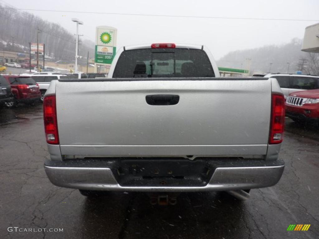 2004 Ram 3500 SLT Quad Cab 4x4 - Bright Silver Metallic / Dark Slate Gray photo #3