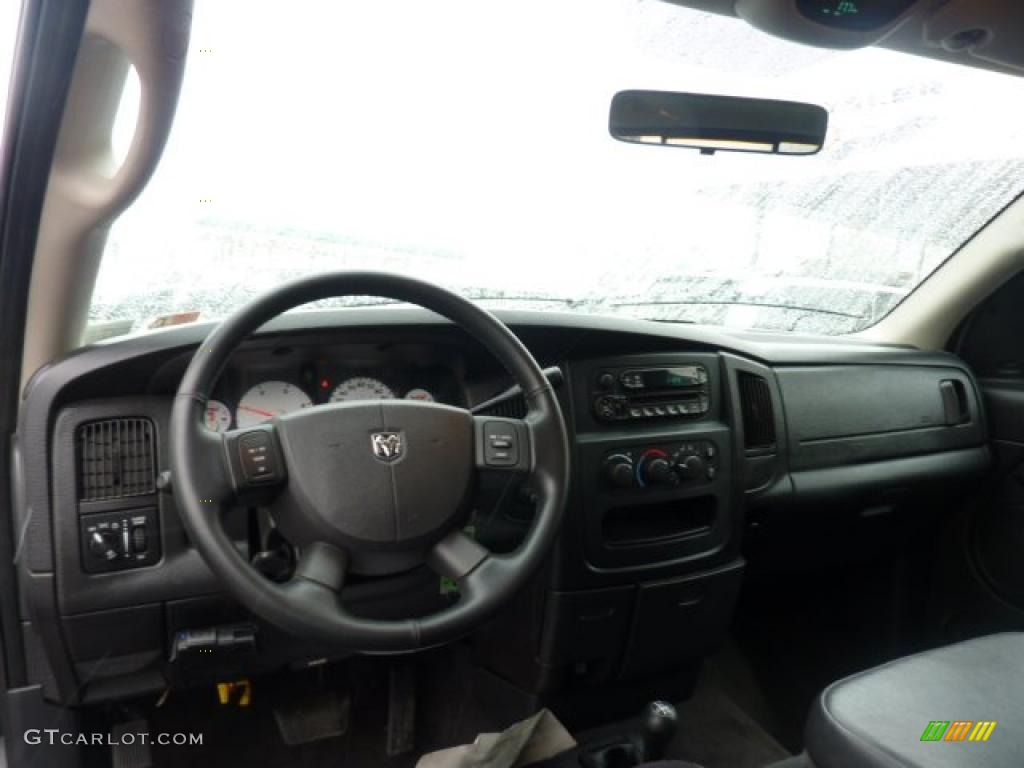 2004 Ram 3500 SLT Quad Cab 4x4 - Bright Silver Metallic / Dark Slate Gray photo #21