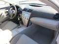 Super White - Camry SE Photo No. 12