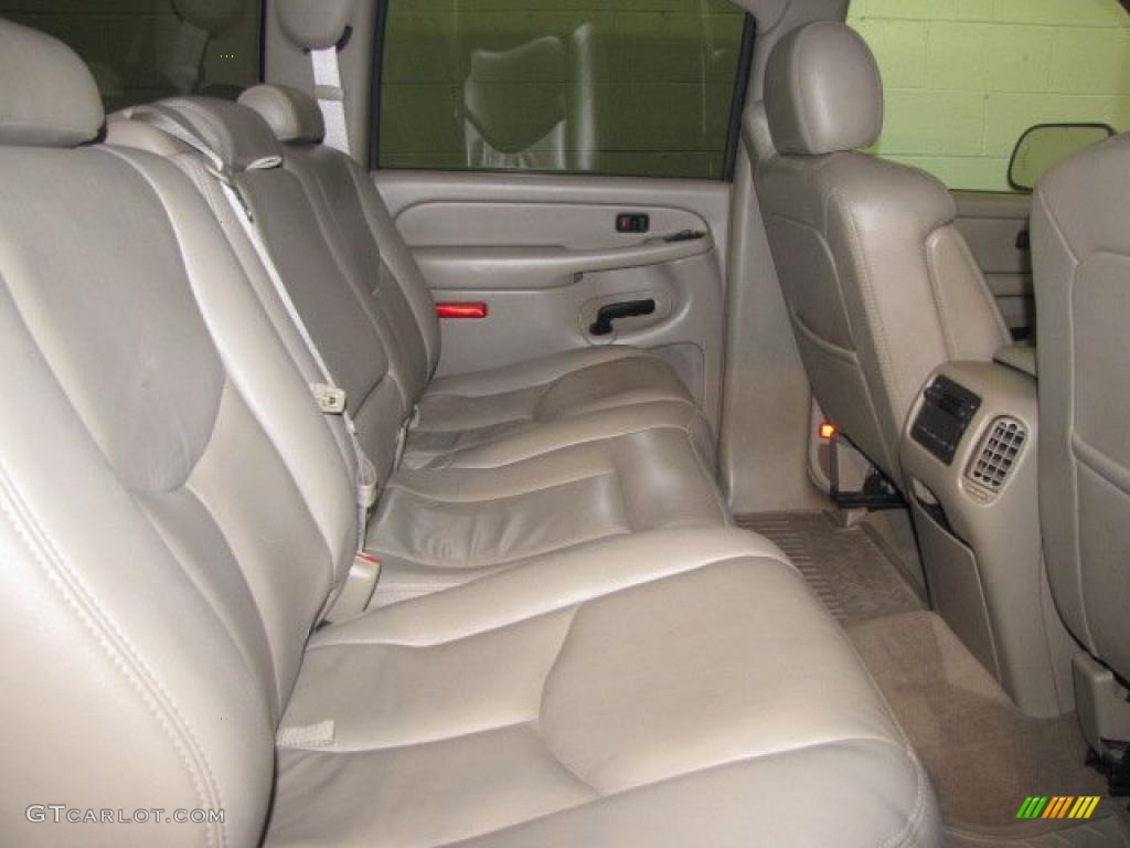Neutral Interior 2004 GMC Sierra 2500HD SLT Crew Cab 4x4 Photo #45980300