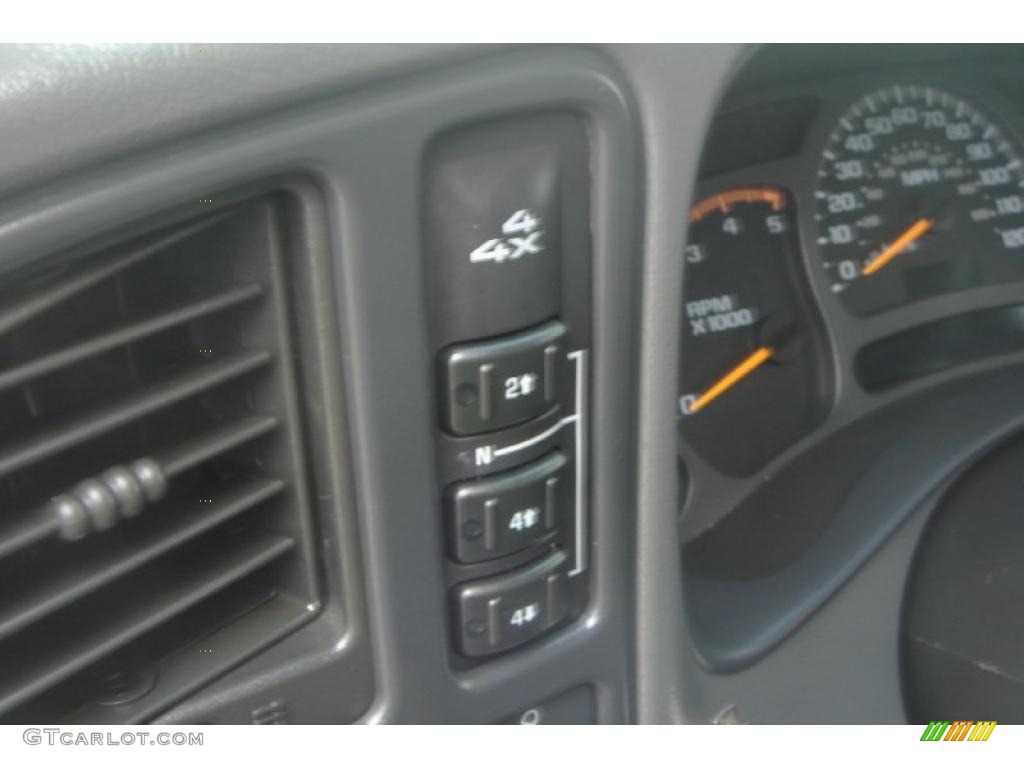 2003 Silverado 3500 LT Crew Cab 4x4 Dually - Light Pewter Metallic / Dark Charcoal photo #36