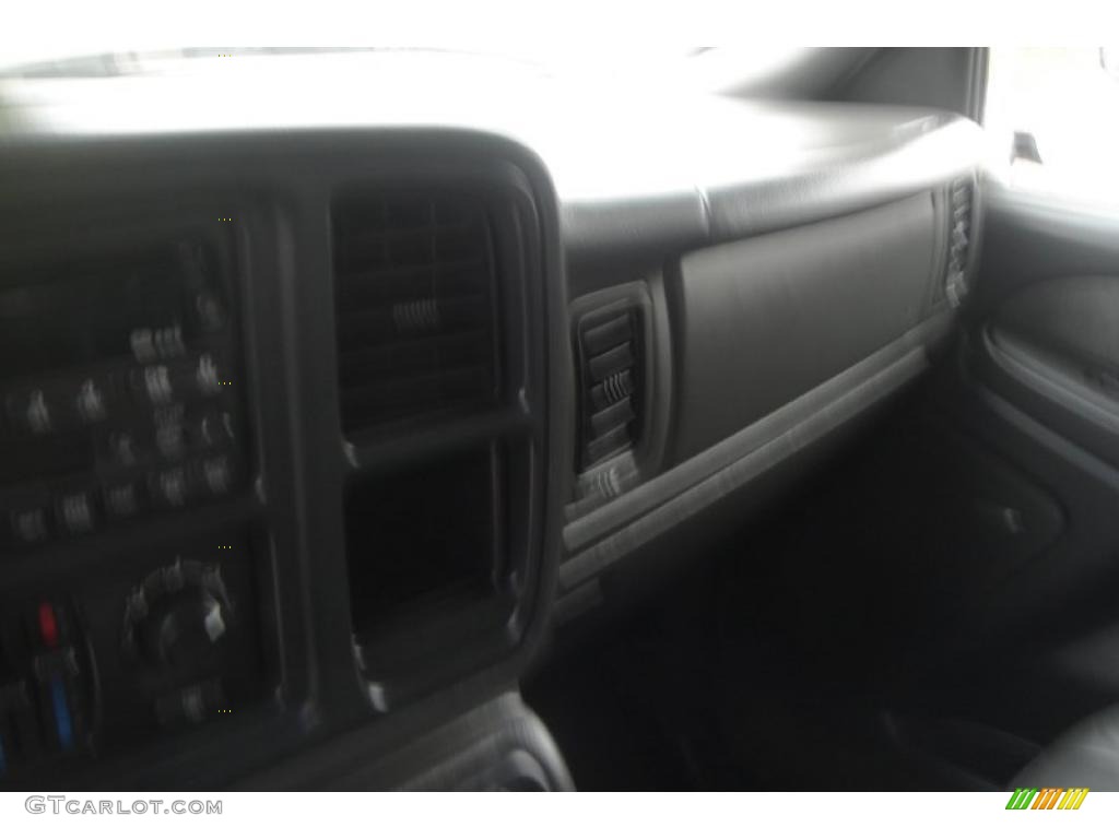 2003 Silverado 3500 LT Crew Cab 4x4 Dually - Light Pewter Metallic / Dark Charcoal photo #39