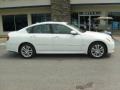 Moonlight White - M 35x AWD Sedan Photo No. 12