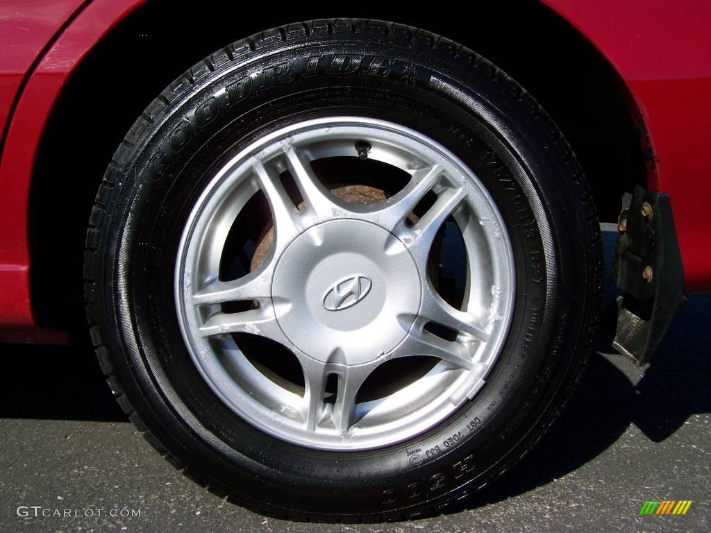 1999 Accent GL Sedan - Cherry Red / Gray photo #4