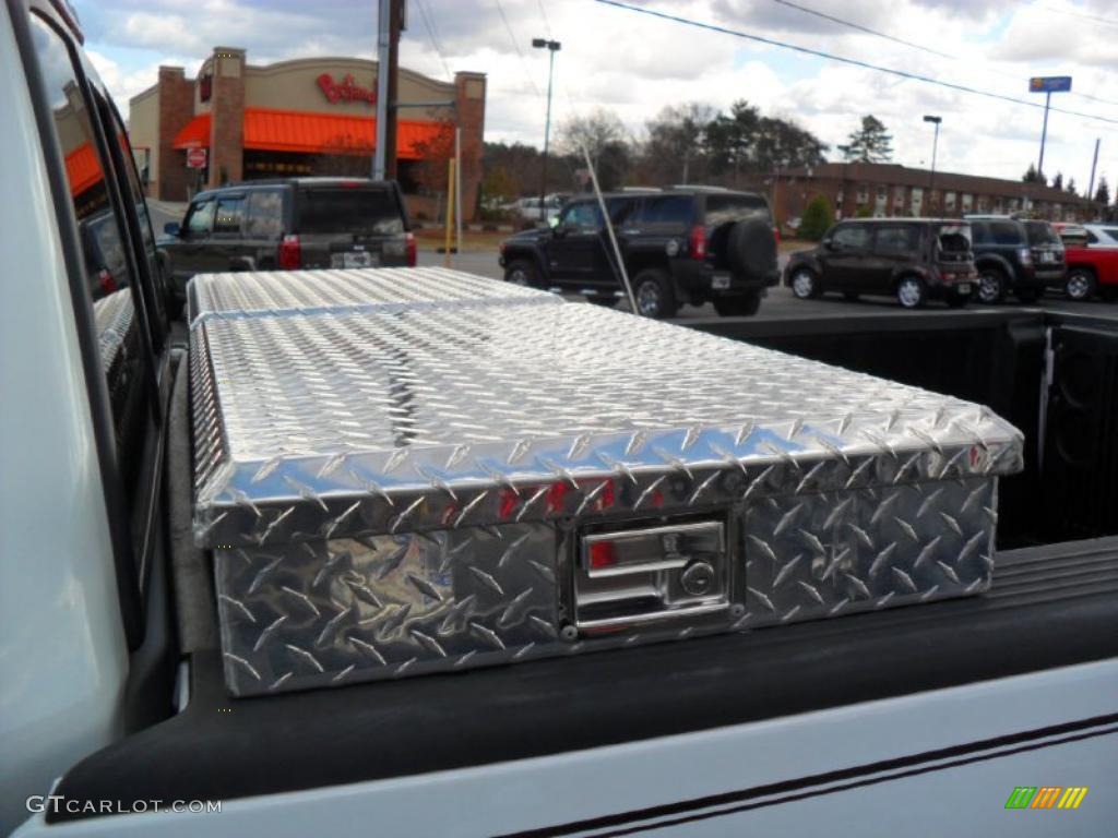 2006 F150 XL SuperCab 4x4 - Oxford White / Medium Flint photo #6