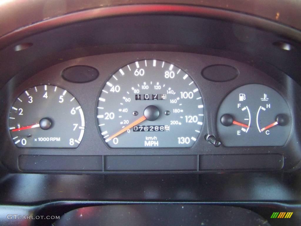 1999 Accent GL Sedan - Cherry Red / Gray photo #12