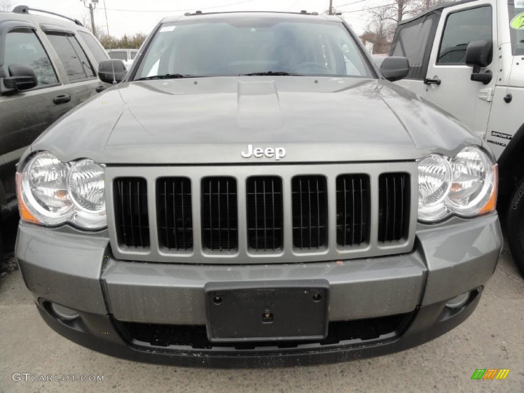 2008 Grand Cherokee Laredo 4x4 - Mineral Gray Metallic / Dark Slate Gray/Light Graystone photo #2