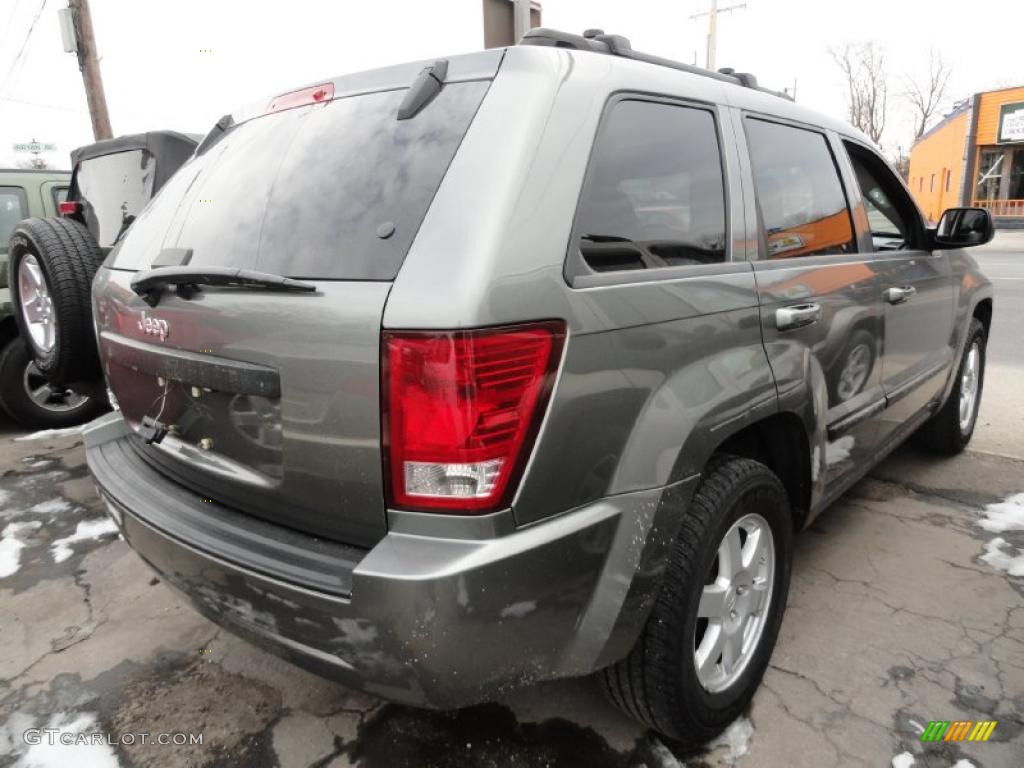 2008 Grand Cherokee Laredo 4x4 - Mineral Gray Metallic / Dark Slate Gray/Light Graystone photo #4