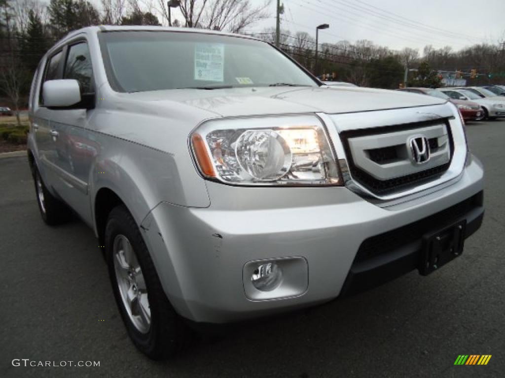 Billet Silver Metallic Honda Pilot