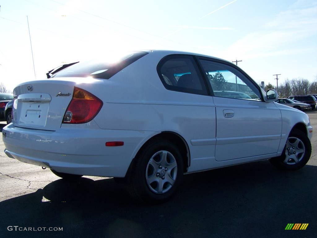 2005 Accent GLS Coupe - Noble White / Gray photo #3