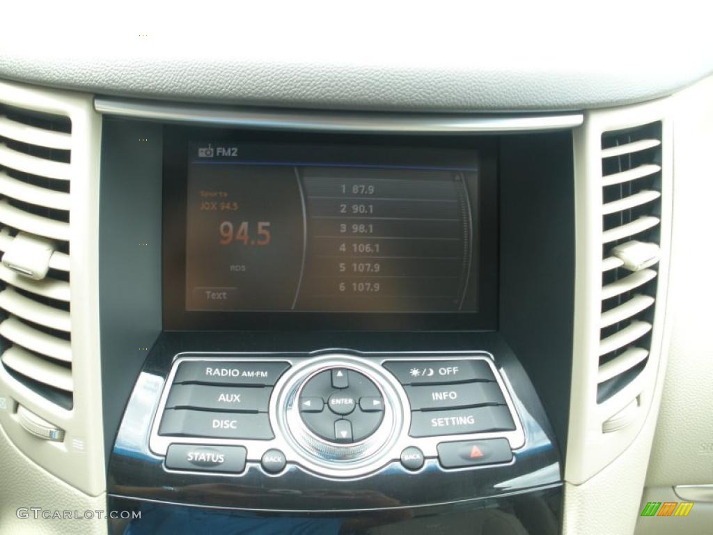 2010 Infiniti FX 35 Controls Photo #45994292