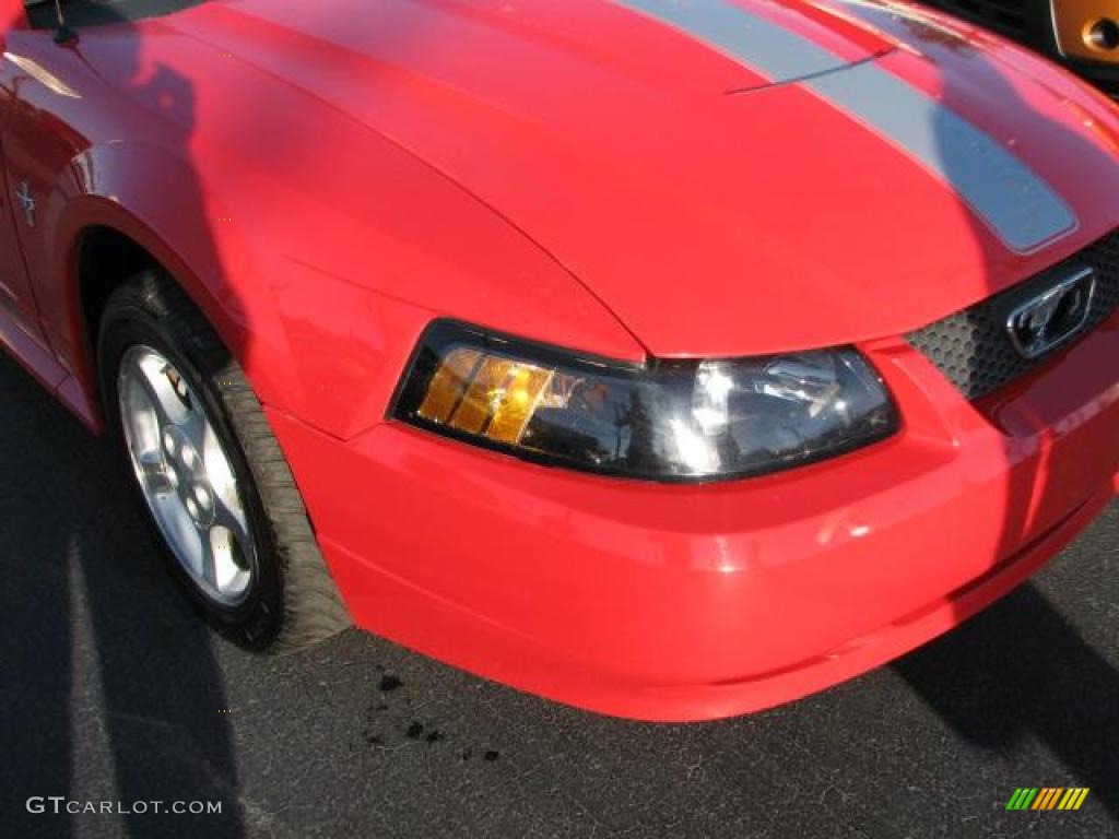 2003 Mustang V6 Coupe - Torch Red / Medium Graphite photo #2