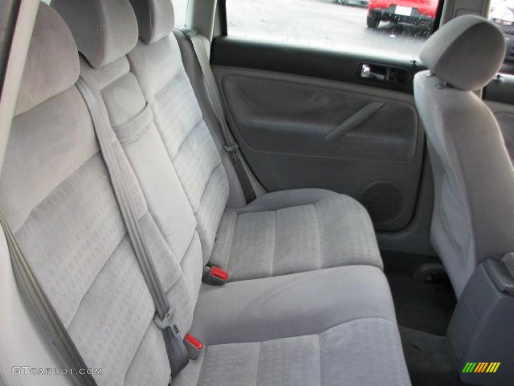 Grey Interior 2002 Volkswagen Passat GLS Wagon Photo #45994703