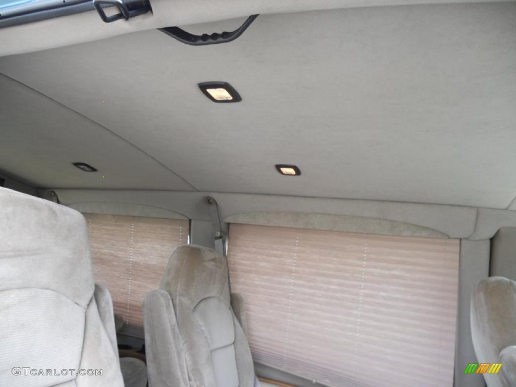 1999 Express 1500 Passenger Conversion Van - Medium Fernmist Green Metallic / Neutral photo #23