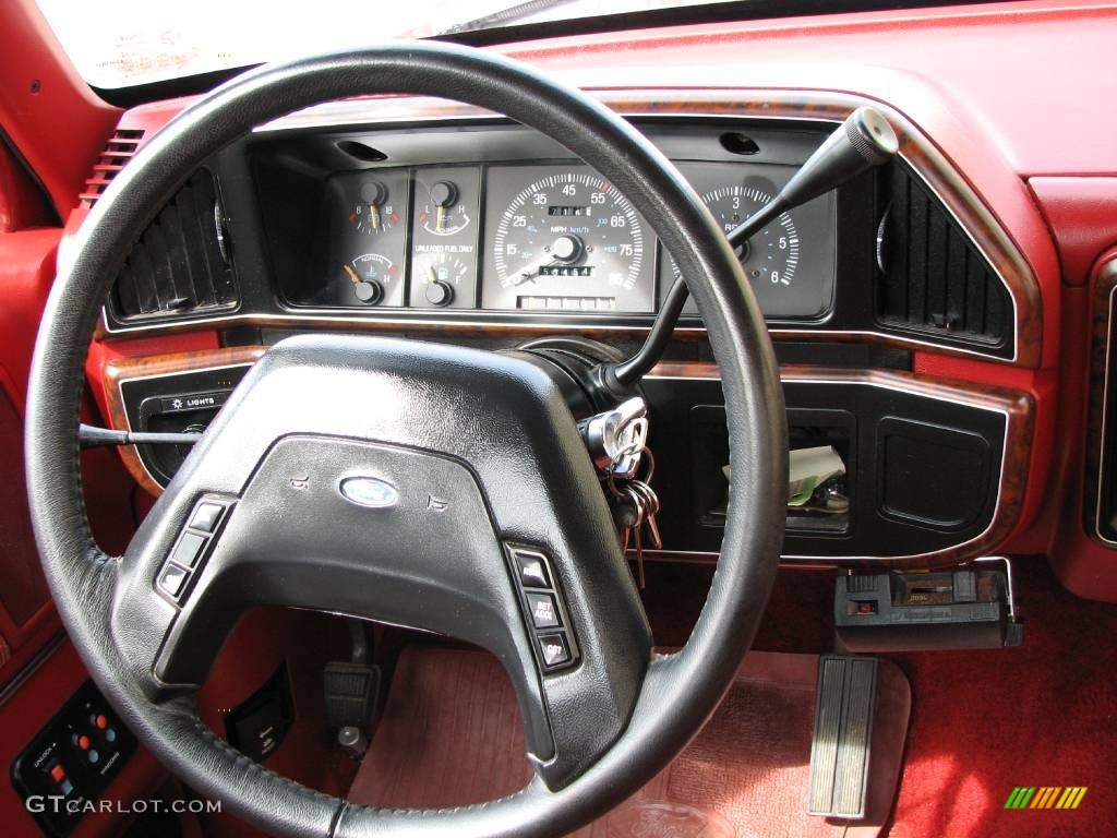 1990 Ford F150 XLT Lariat Regular Cab Scarlet Red Steering Wheel Photo #4599924
