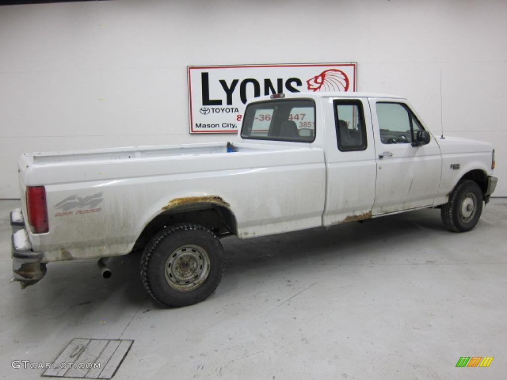 1995 F150 XL Extended Cab - Colonial White / Gray photo #13