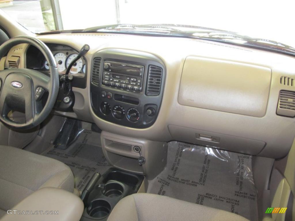 2001 Ford Escape XLT V6 Medium Parchment Beige Dashboard Photo #46000592