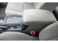 2006 Super White Toyota Camry LE V6  photo #21