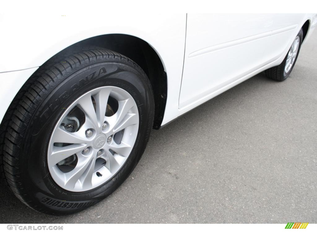 2006 Toyota Camry LE V6 Wheel Photo #46001093
