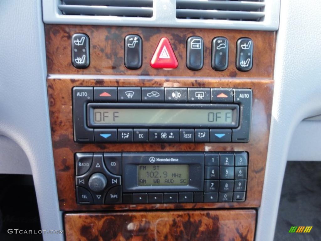 2002 Mercedes-Benz E 430 Sedan Controls Photo #46004113
