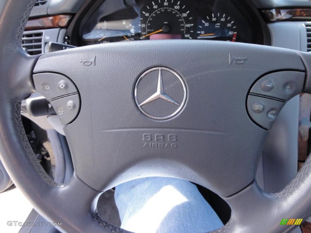 2002 Mercedes-Benz E 430 Sedan Controls Photo #46004134