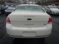 White Suede - Focus SE Sedan Photo No. 3