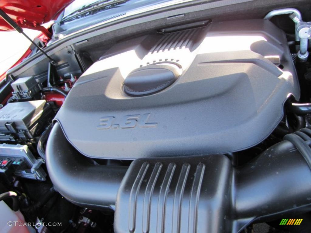2011 Dodge Durango Crew 3.6 Liter DOHC 24-Valve VVT Pentastar V6 Engine Photo #46006757